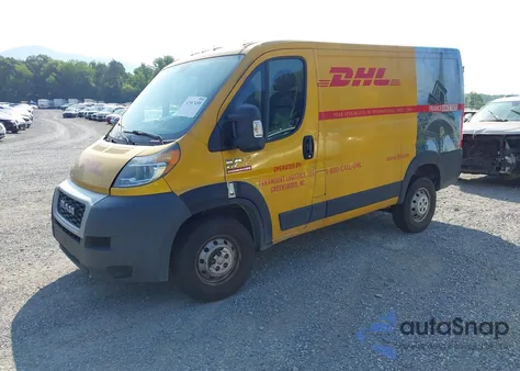 2019 Ram Promaster 1500 Low Roof 118 Wb из США, поврежденный, VIN 3C6TRVNG4KE535176